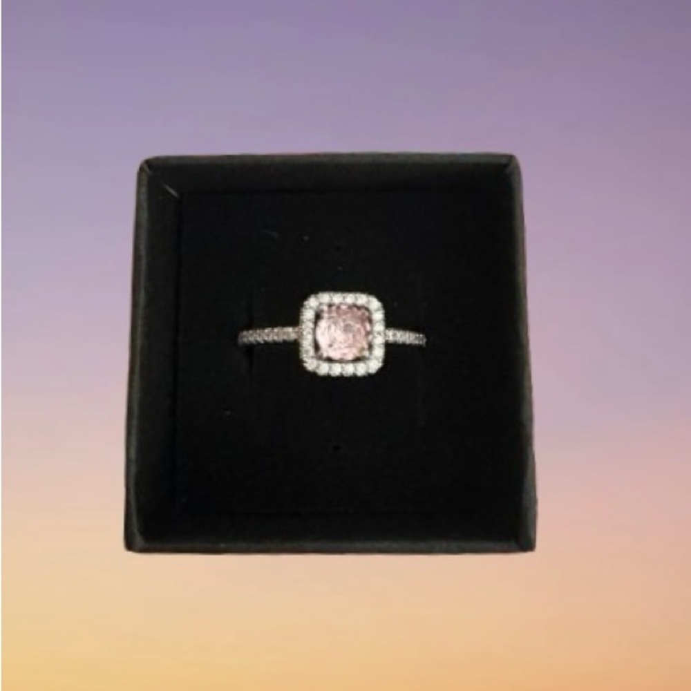 Pretty Bird Jewelry 18K White Gold Plated Ring with Pink Stone & Clear CZ Stones